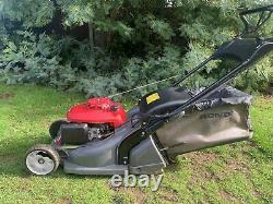 Honda 476 Self Propelled Petrol Lawn Mower with Steel Roller and BBC