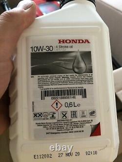 Honda HRG416SK IZY Self-Propelled Petrol Lawnmower FREE BOTTLE OF OIL