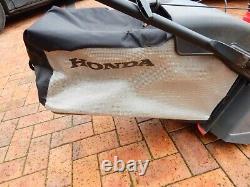 Honda HRX476-QYEJ 47CM self powered rear roller lawnmower May 2022